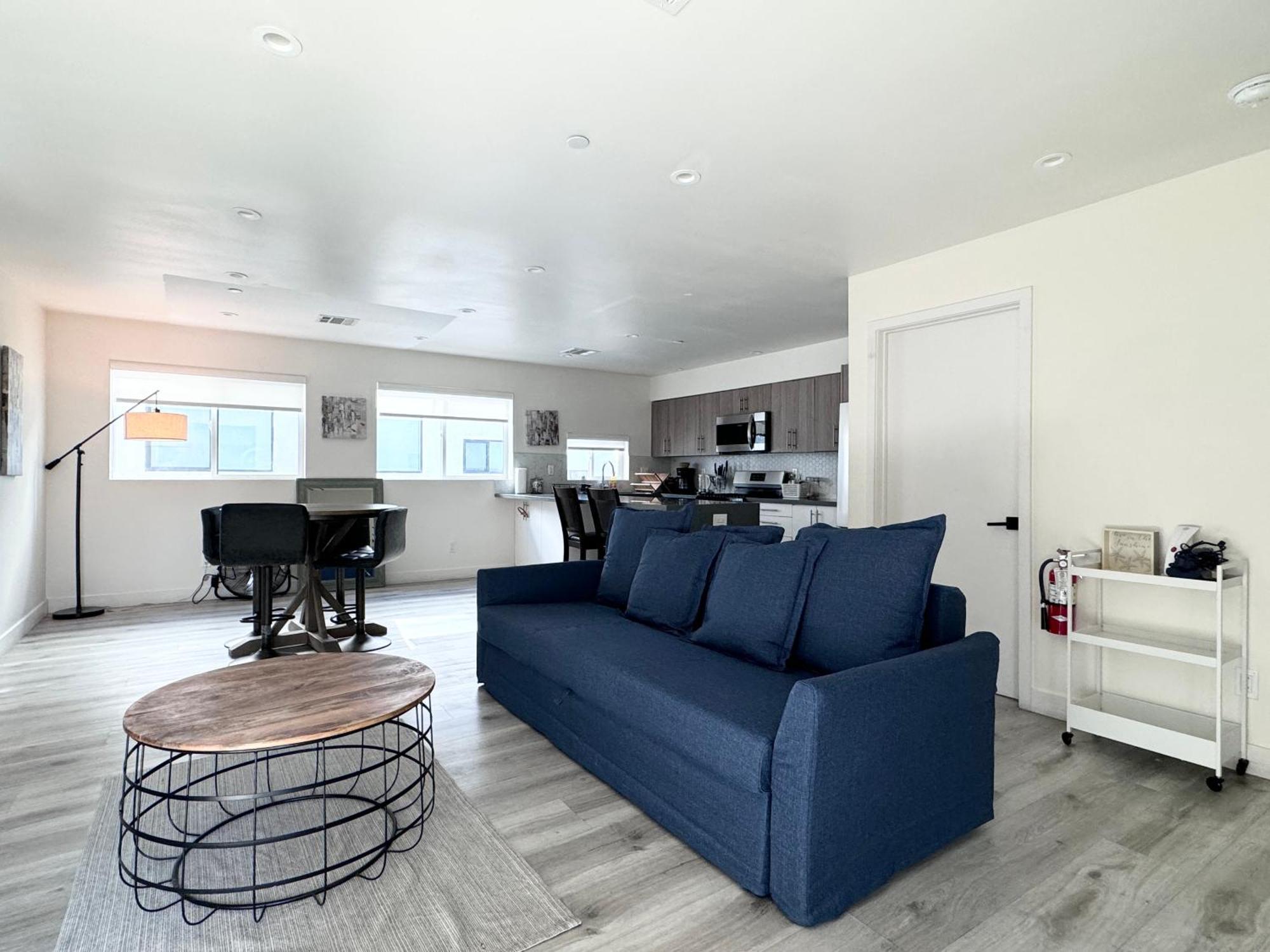 Holiday home Cozy Chamber 3 Bedroom Hollywood Townhouse